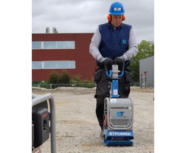 Реверсивна виброплоча 80 кг, Beton Trowel BTPC60RH