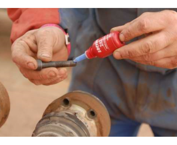 Осигурител за резби Loctite 243, средна якост - 10 ml