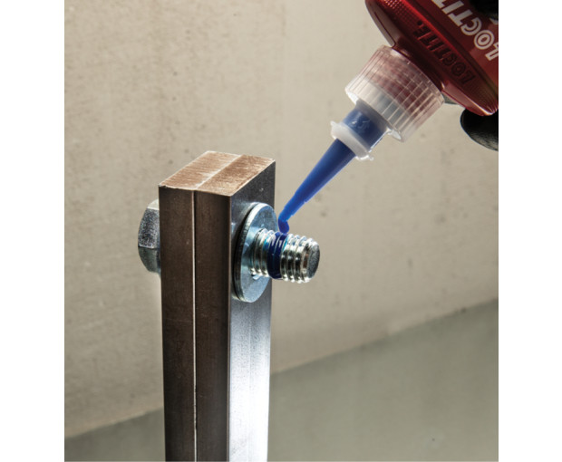Осигурител за резби Loctite 243, средна якост - 10 ml