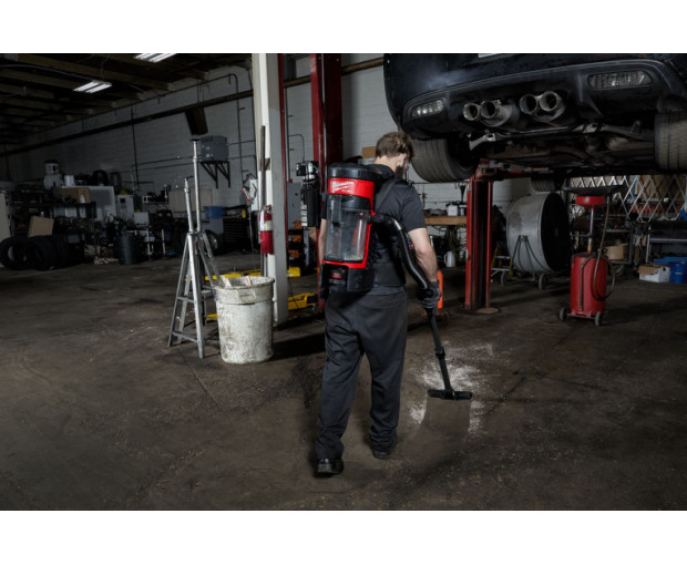 Акумулаторна прахосмукачка Milwaukee, M18FBPV-0