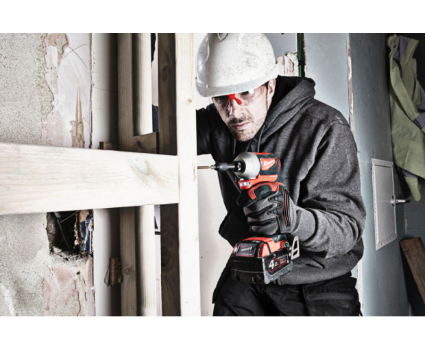 Акумулаторен ударен винтоверт Milwaukee, M18CBLID-402C