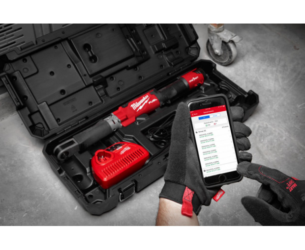 Акумулаторен динамометричен ключ Milwaukee, M12ONEFTR38-0C