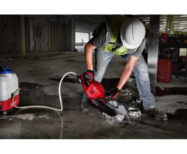 Акумулаторен фугорез Milwaukee, M18FCOS230-121