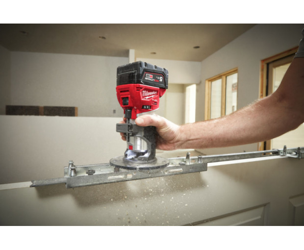 Акумулаторна оберфреза MILWAUKEE M18FTR8-0X, 18 V, 4933479073