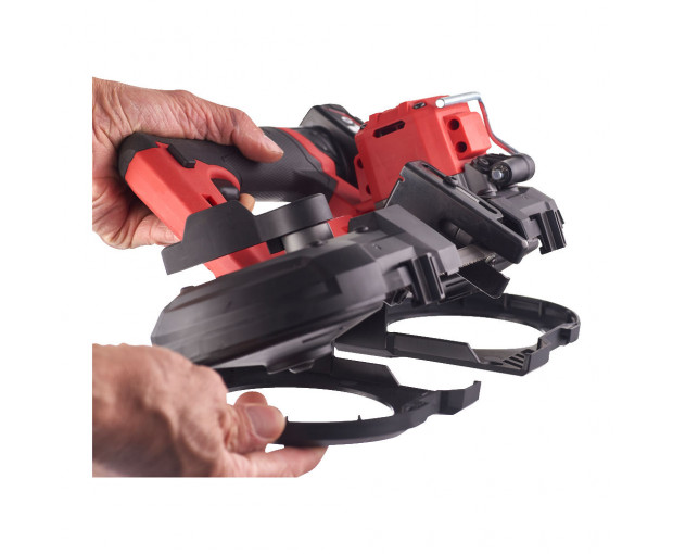 Акумулаторна лентоотрезна машина Milwaukee, M12FBS64-0C