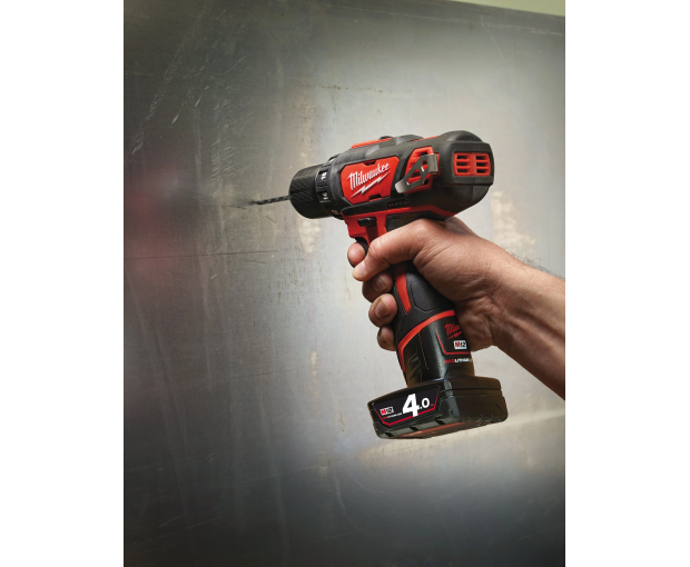 Акумулаторен винтоверт Milwaukee M12BDD-201C, 12 V, 30 Nm, 4933479439
