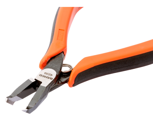 Клещи резачки с челюсти под ъгъл 45', 129 mm BAHCO 4239